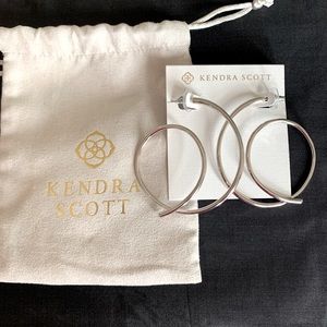 Kendra Scott Myles Silver Earringa